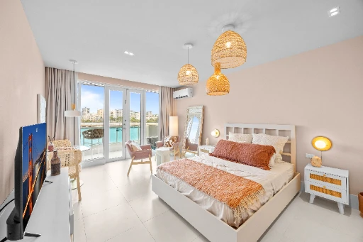 Condado Ocean Front Getaway: Villa 2